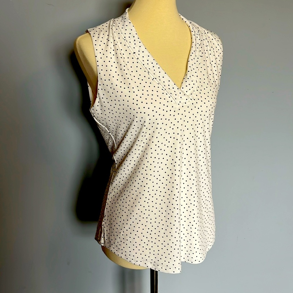 WHBM Sleeveless Blouse size small.  Pre owned.